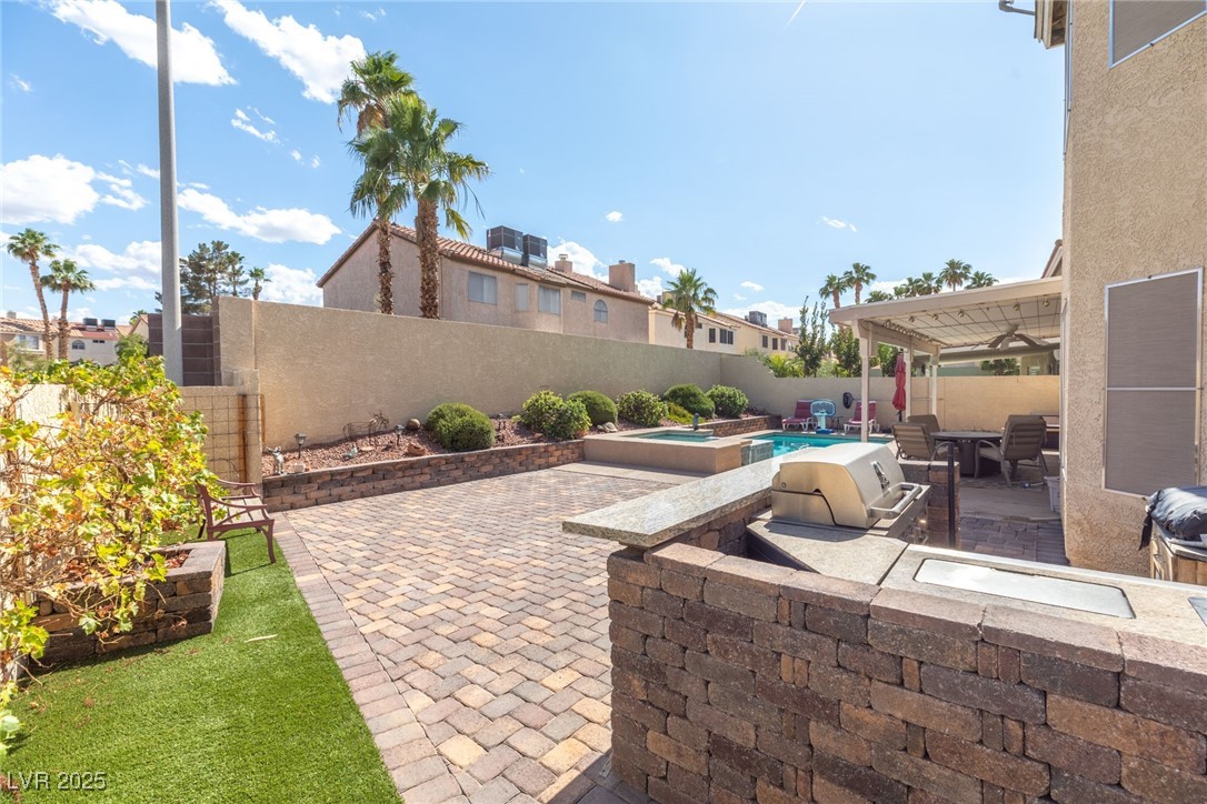 1502 Oxbow Court