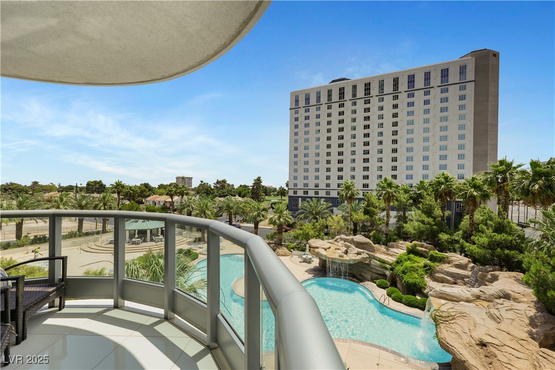 322 Karen Avenue 308