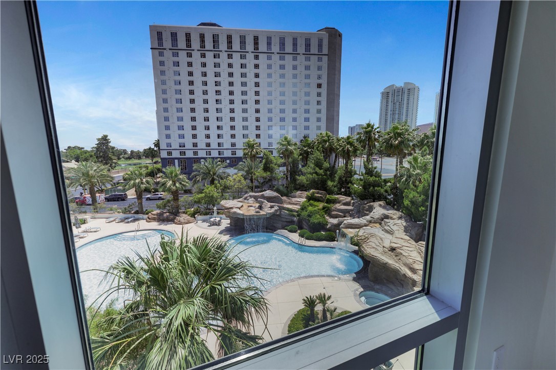 322 Karen Avenue 308