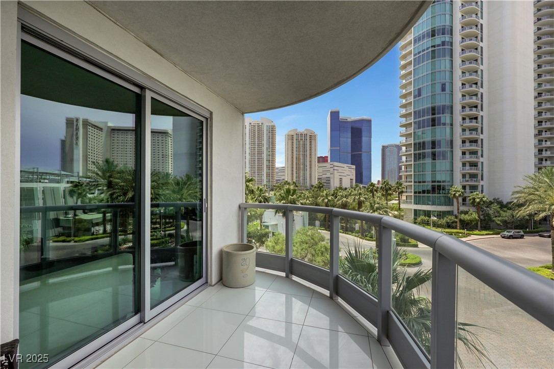 322 Karen Avenue 308