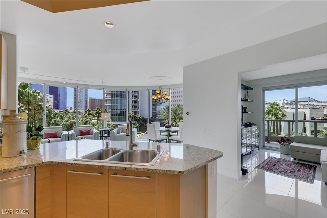 322 Karen Avenue 308