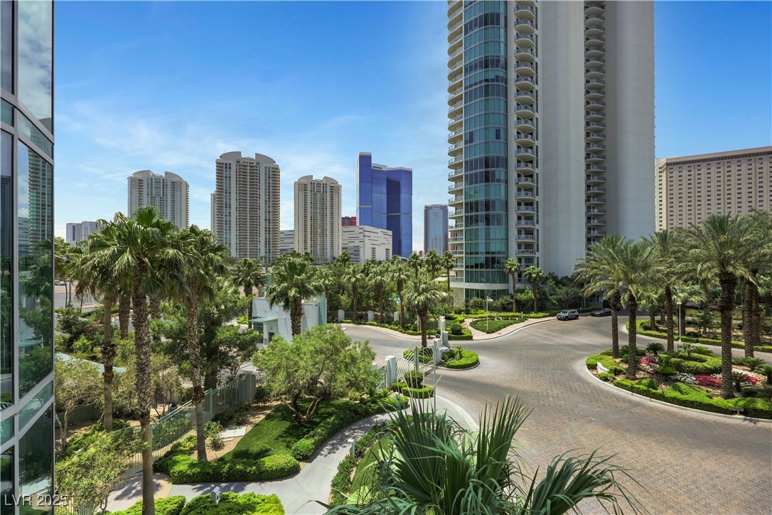 322 Karen Avenue 308