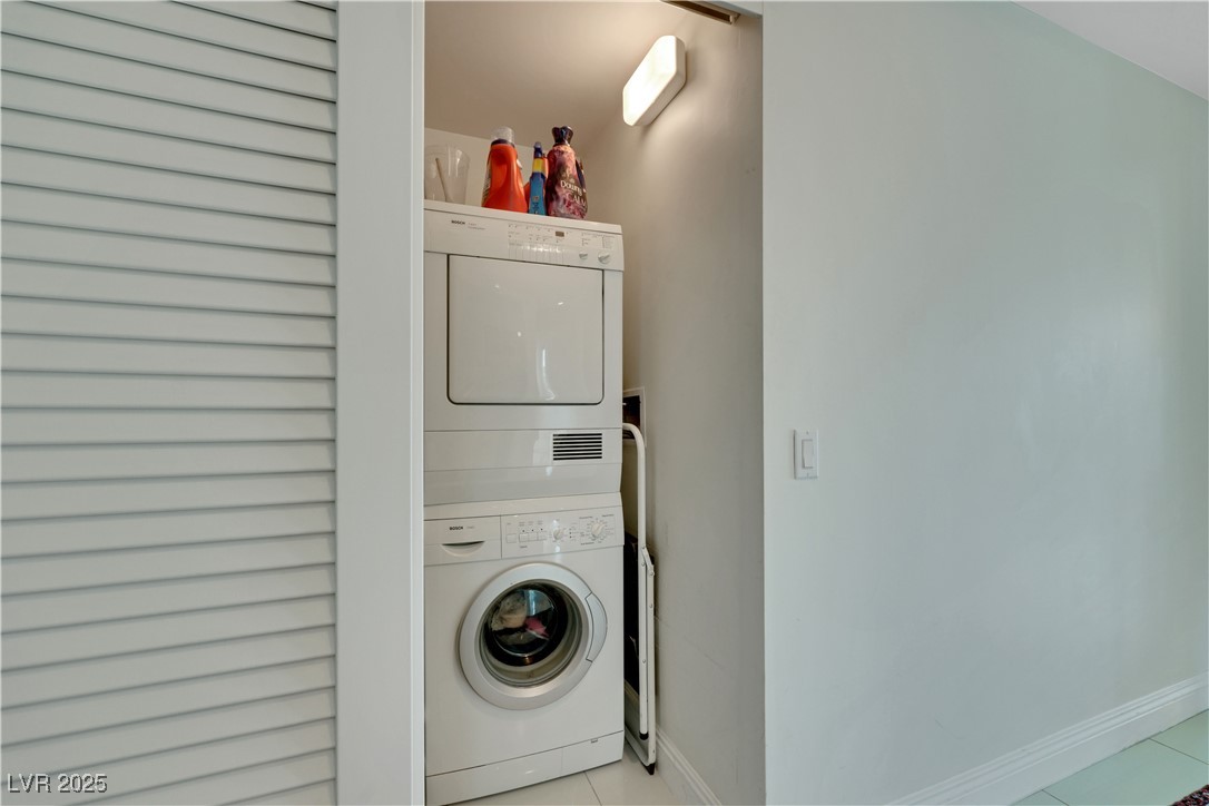 322 Karen Avenue 308