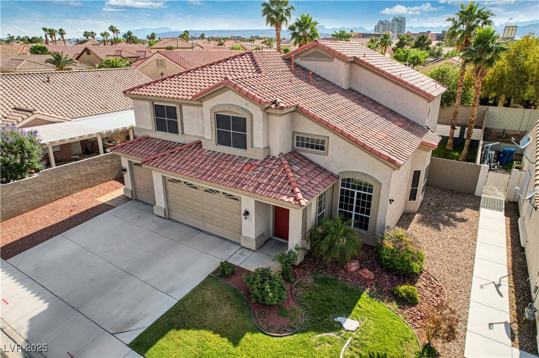 313 Vista Glen Street