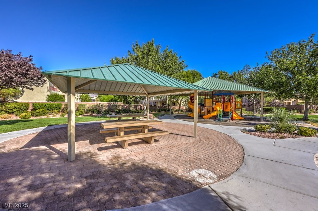 8224 Fowler Falls Court