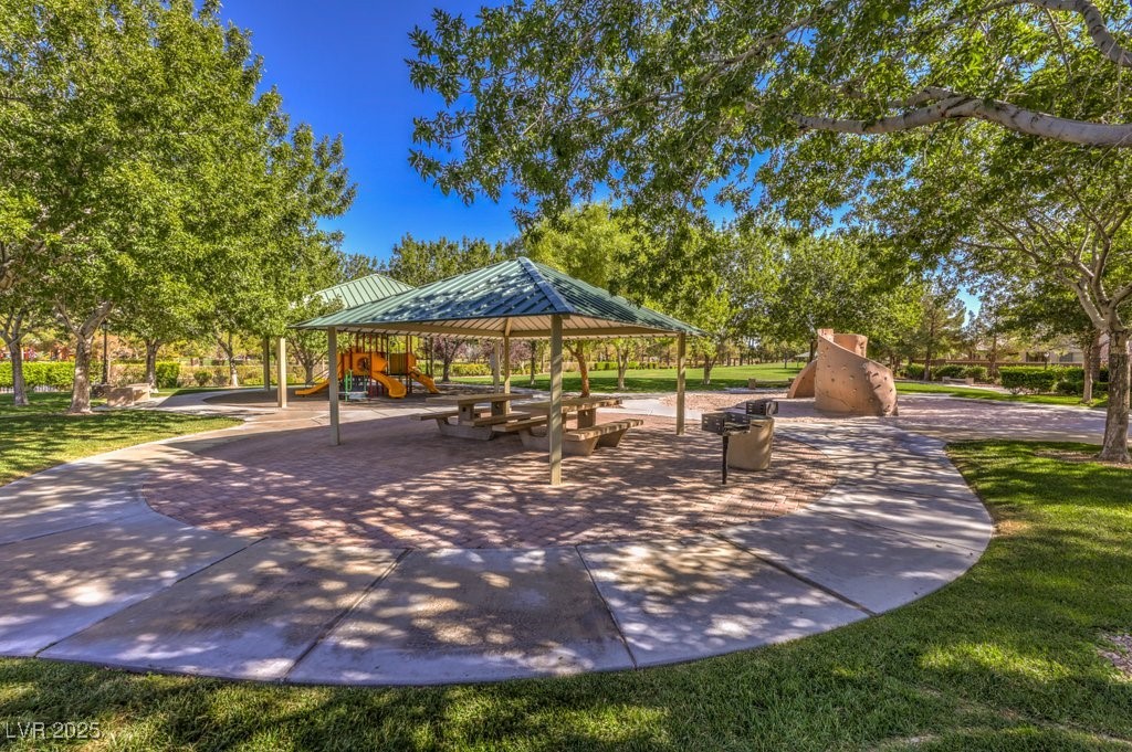 8224 Fowler Falls Court