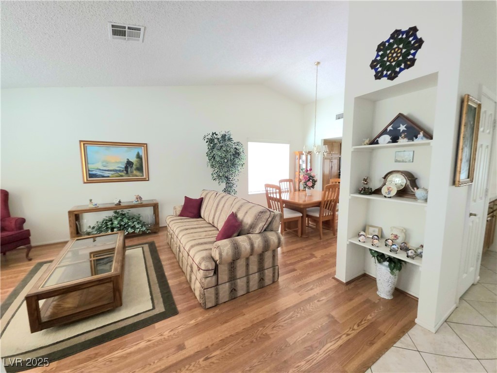 1536 Brocado Lane