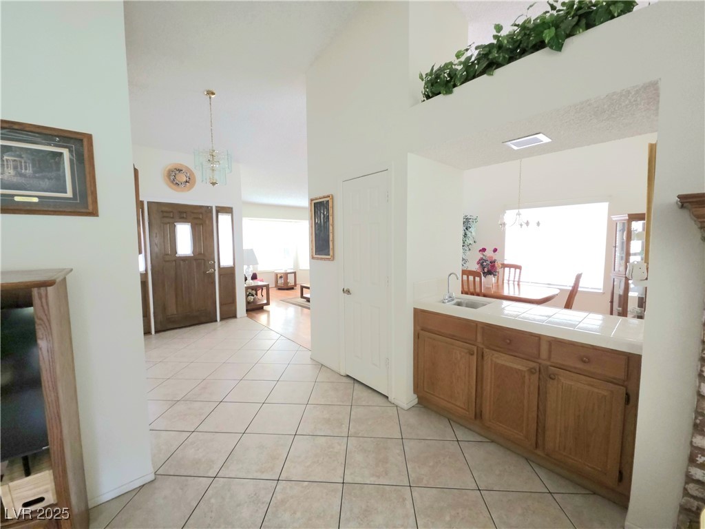 1536 Brocado Lane
