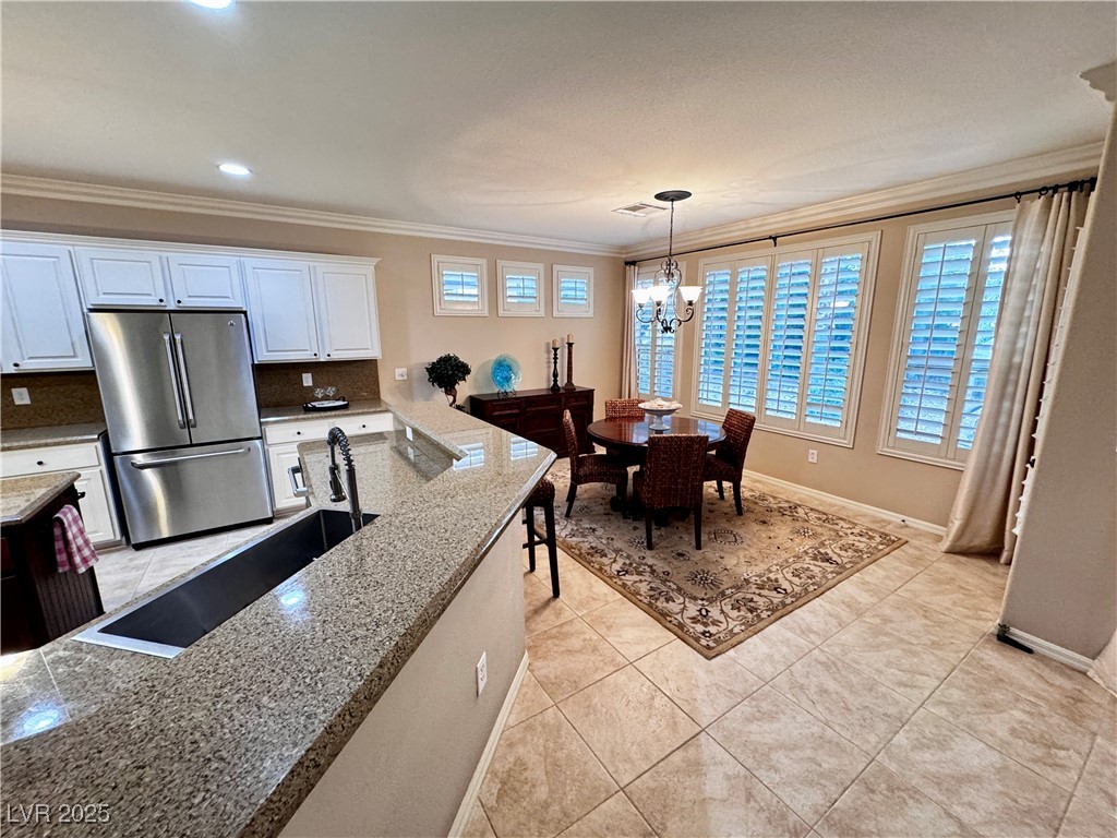 10248 Maggira Place