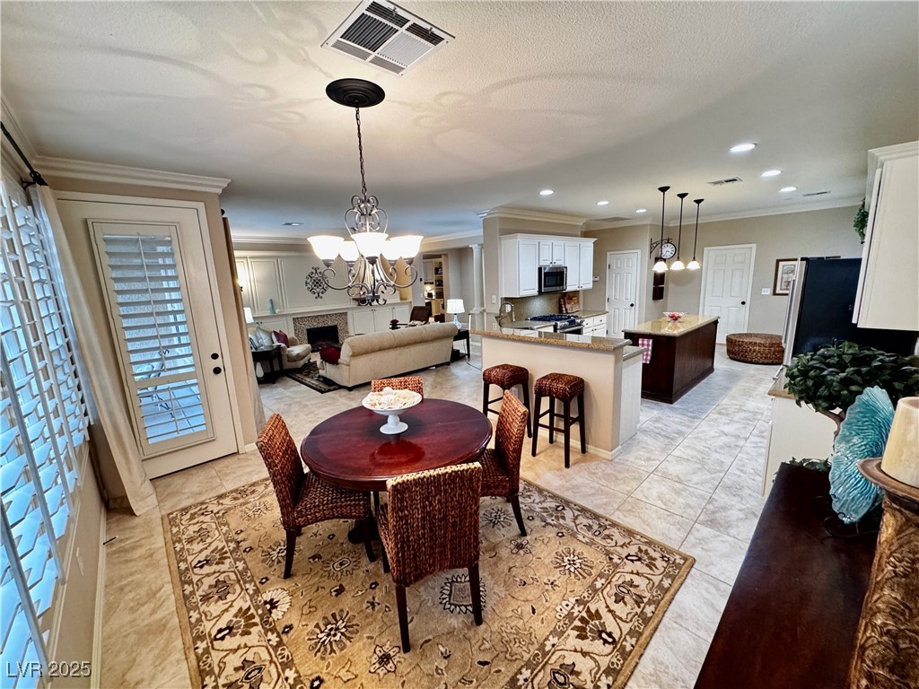 10248 Maggira Place