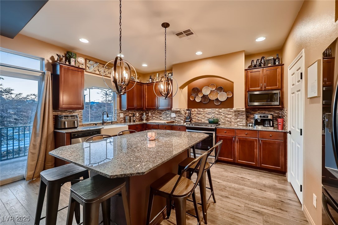 8121 Russell Creek Court