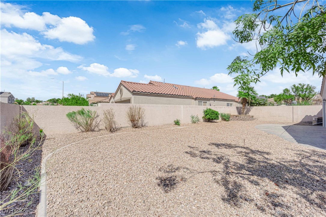 3228 Jumping Hills Avenue