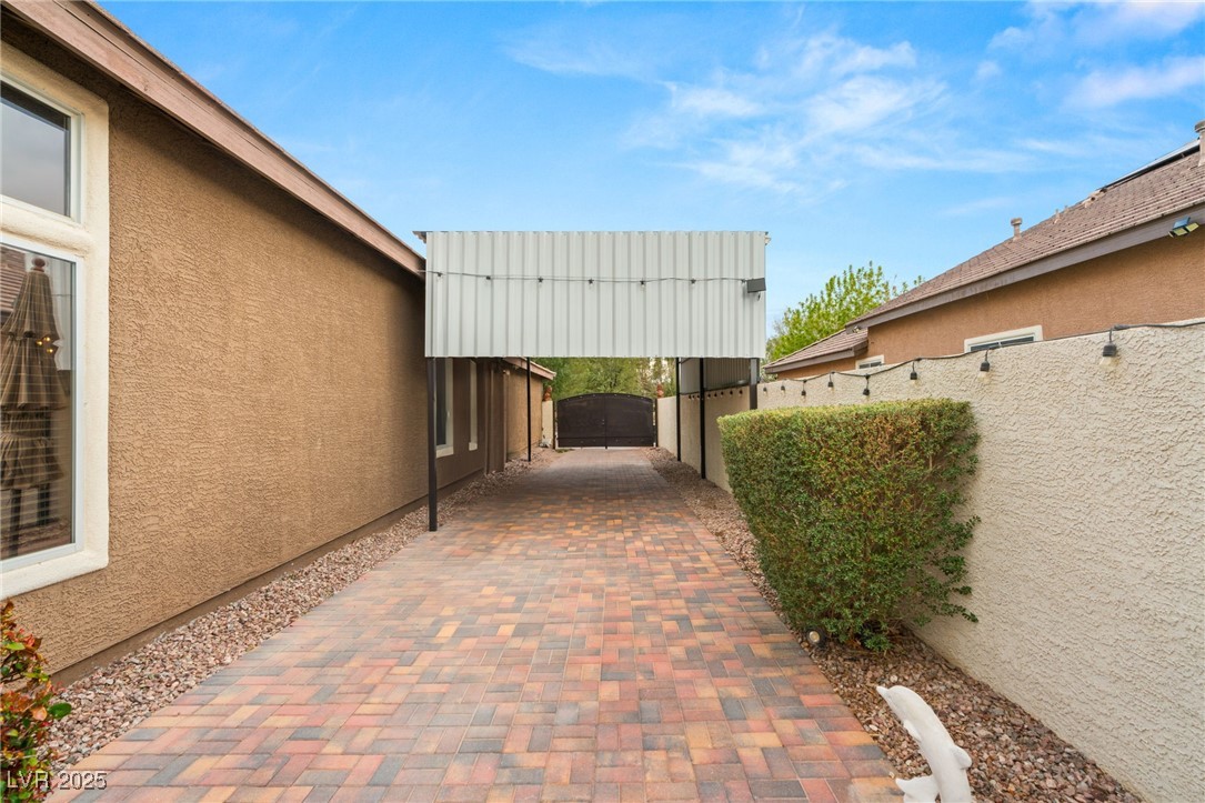 5940 Vizzi Court