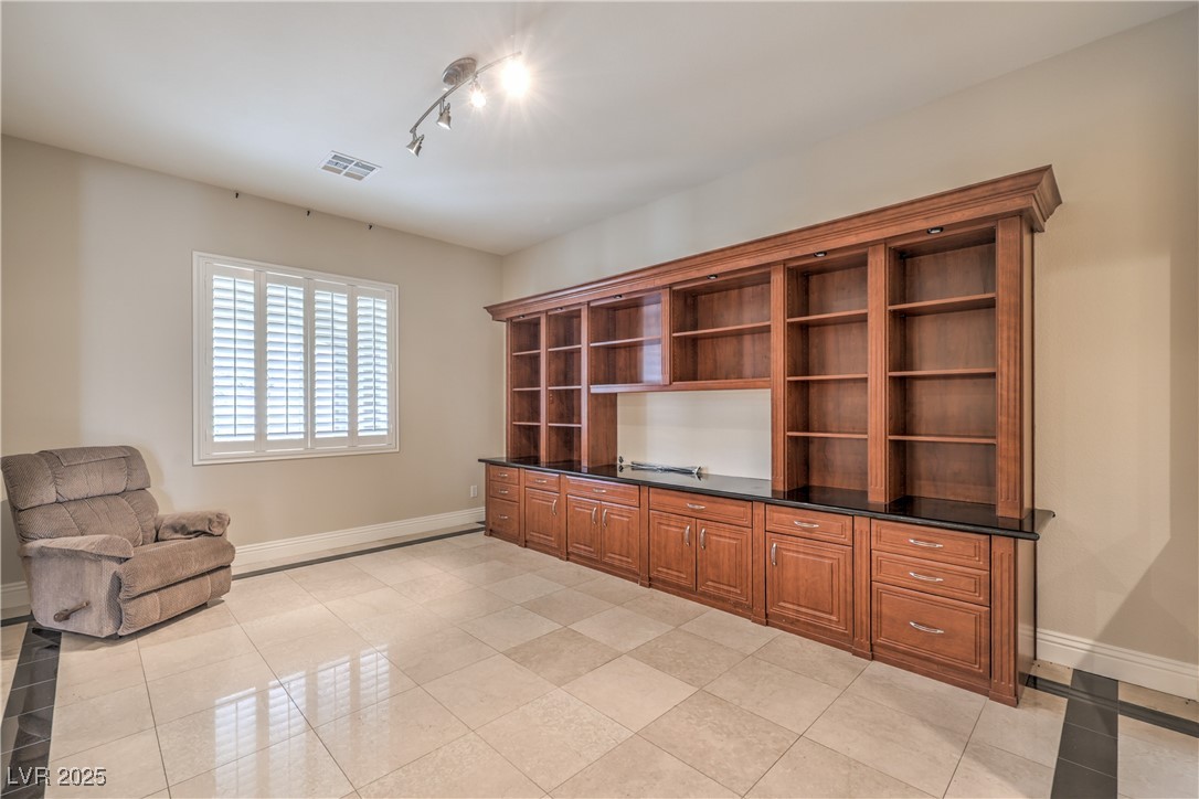 8216 Tursi Lodge Court