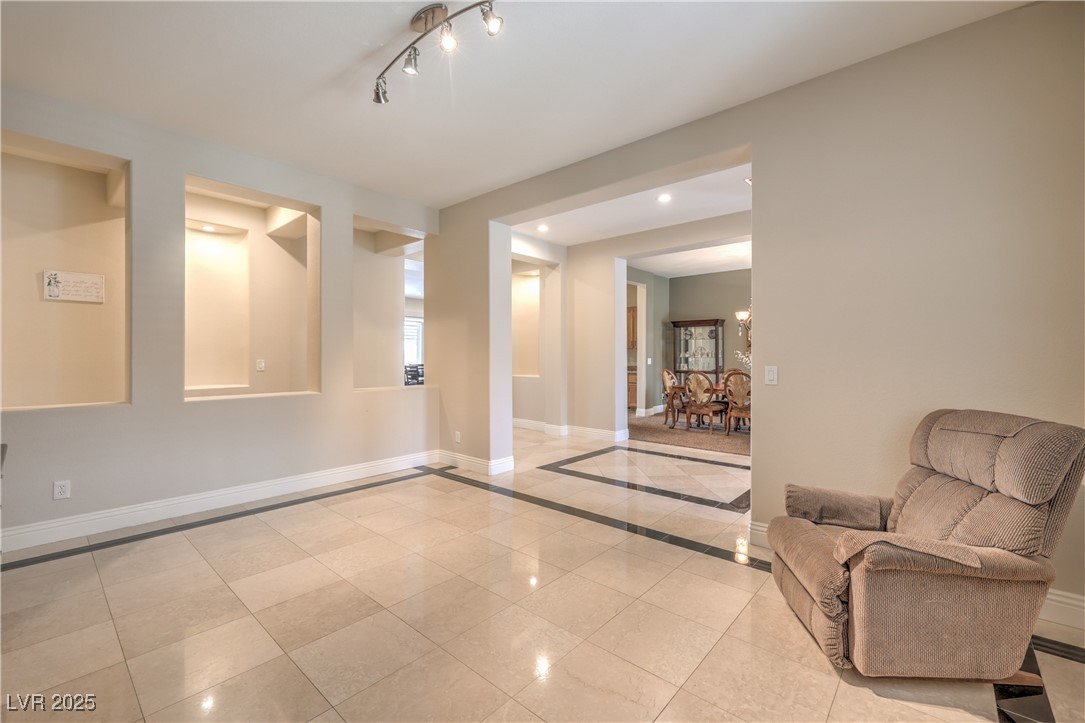 8216 Tursi Lodge Court