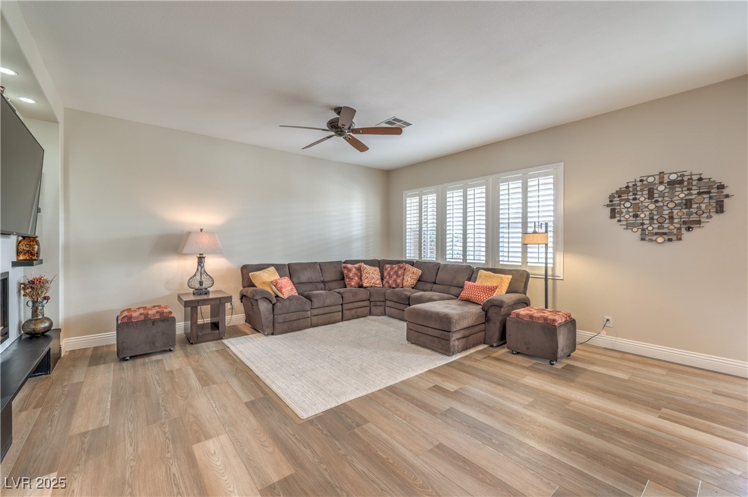 8216 Tursi Lodge Court