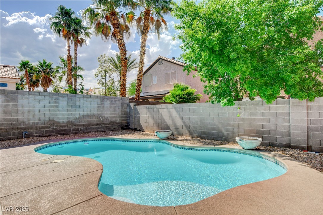 9328 Jumpin Juniper Avenue