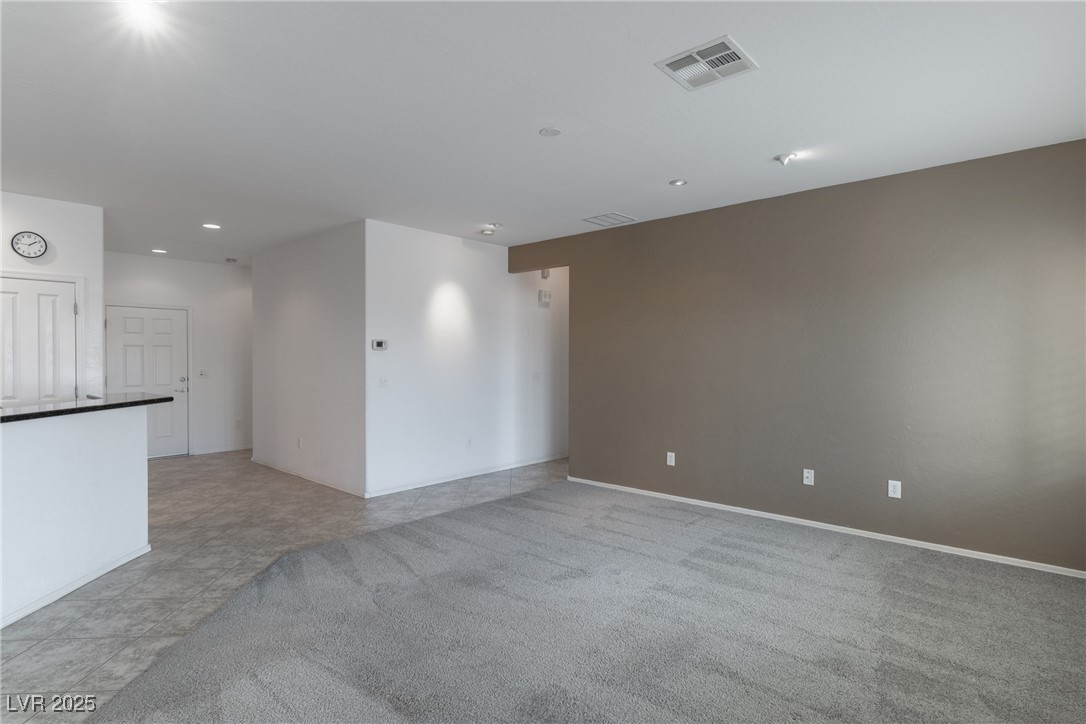 2056 Bay Thrush Way