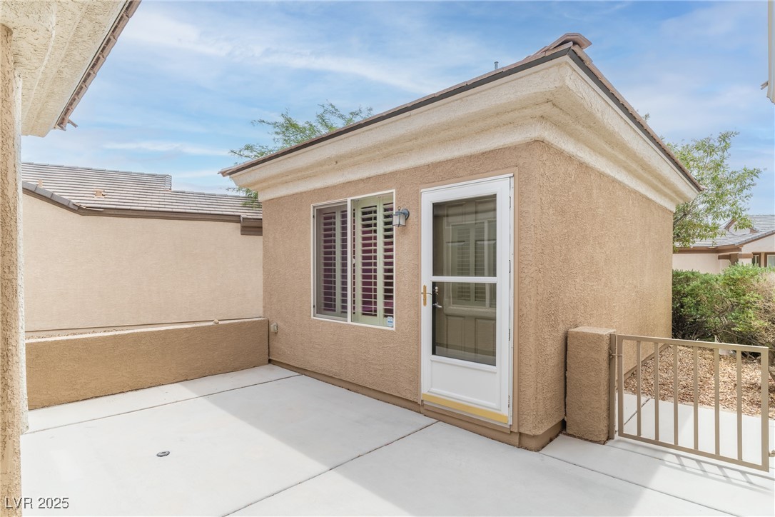 2056 Bay Thrush Way