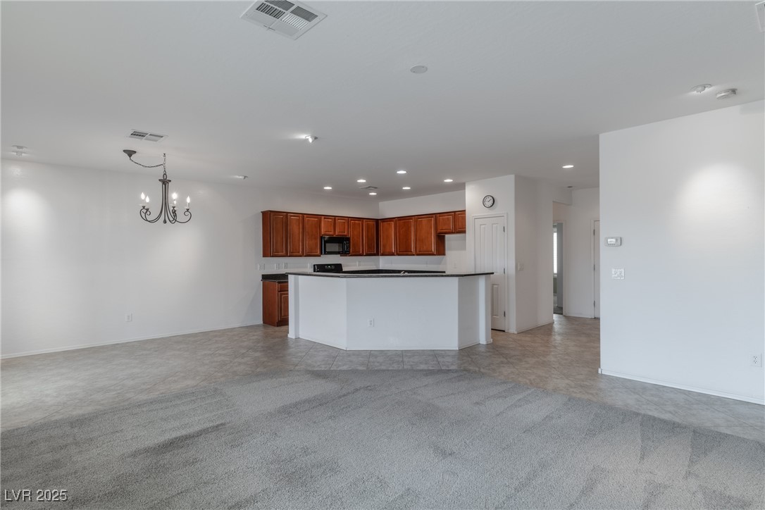 2056 Bay Thrush Way