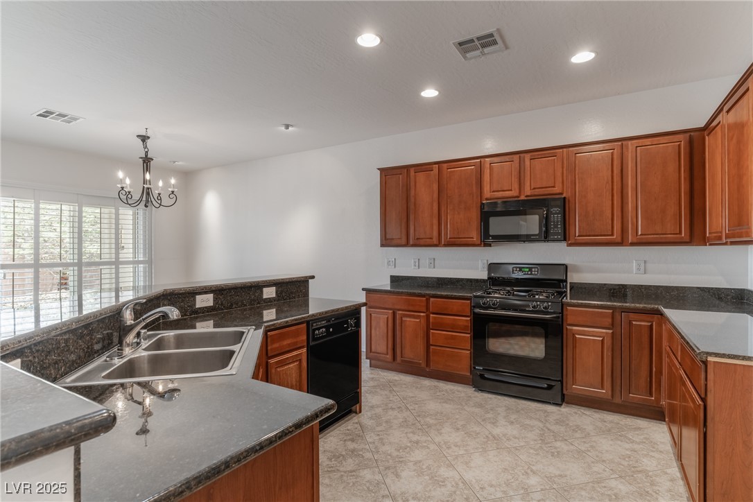 2056 Bay Thrush Way