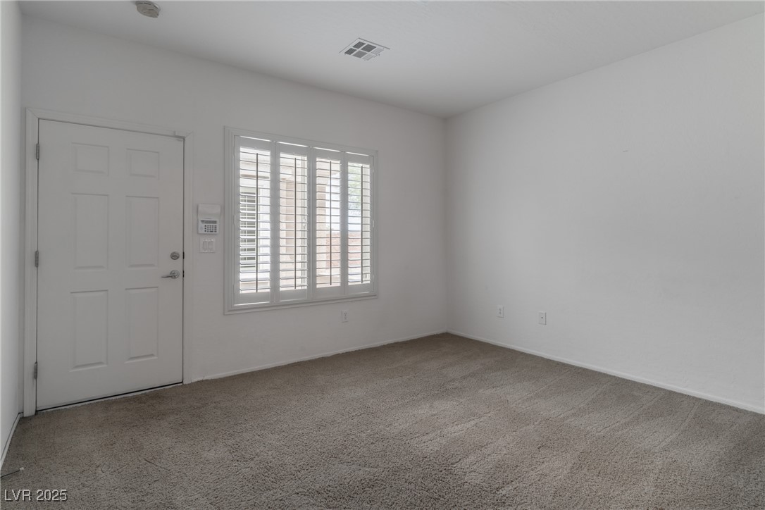 2056 Bay Thrush Way