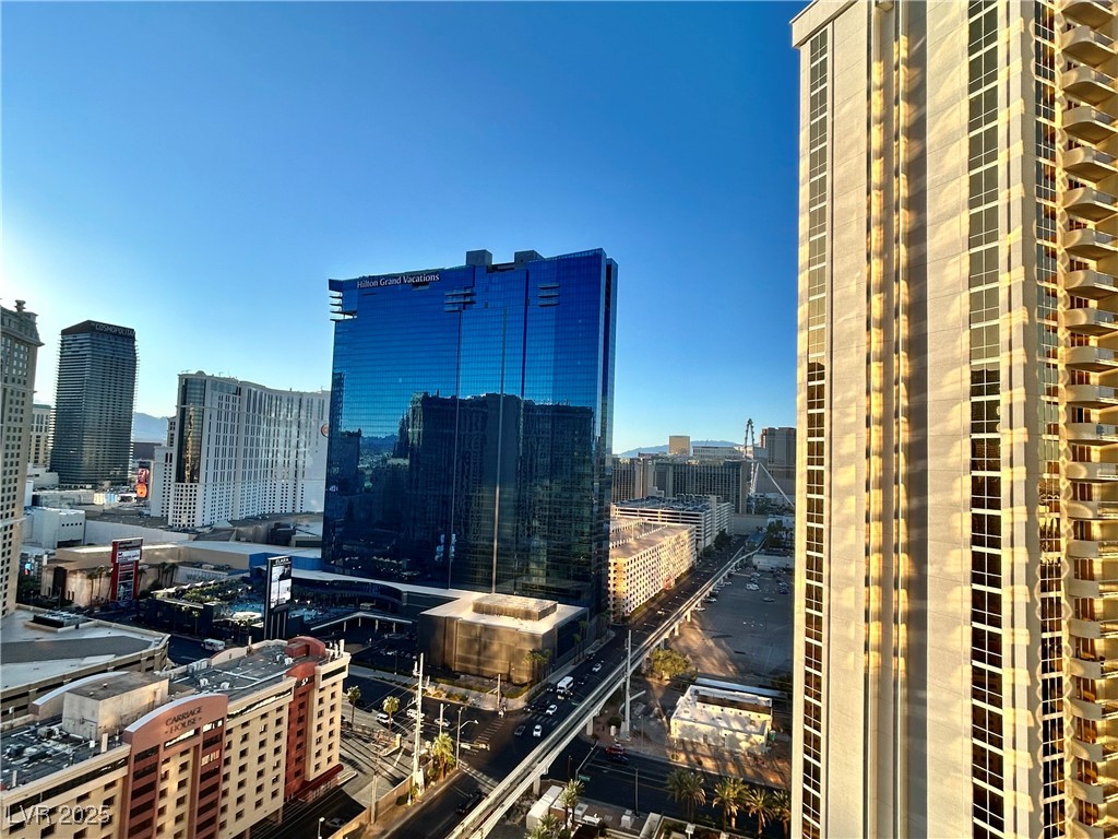 135 East Harmon Avenue 2303