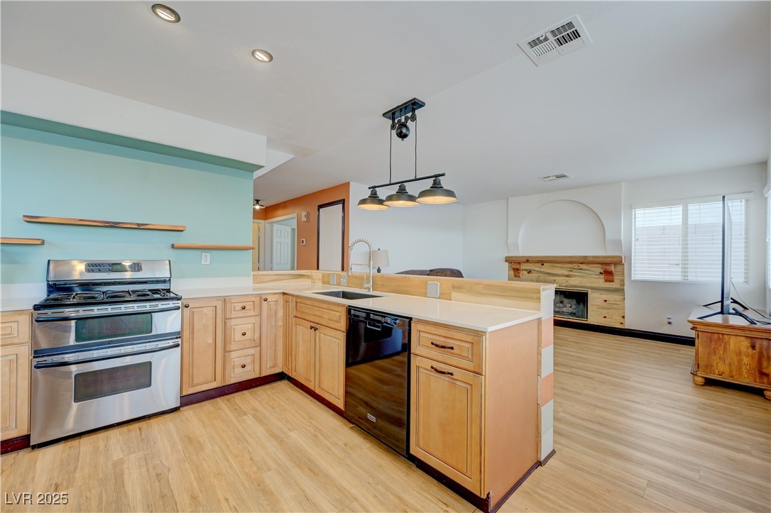 7528 Golden Yucca Drive
