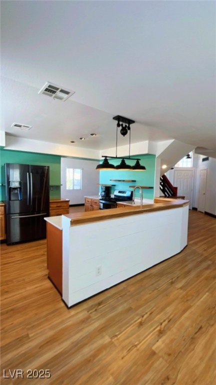 7528 Golden Yucca Drive