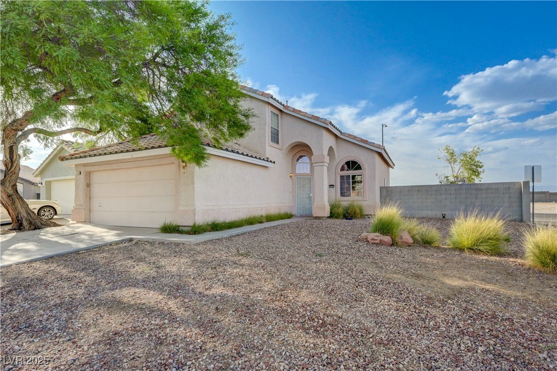 7528 Golden Yucca Drive