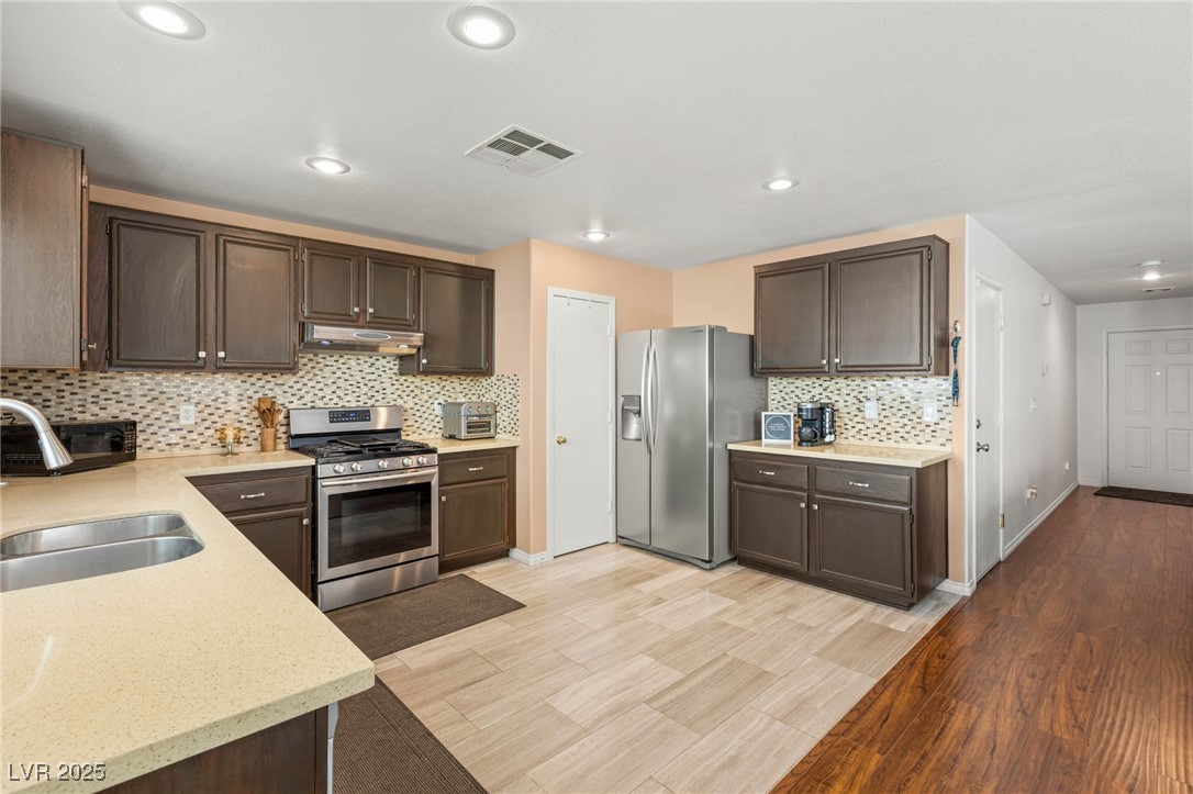 10253 Martinsburg Court