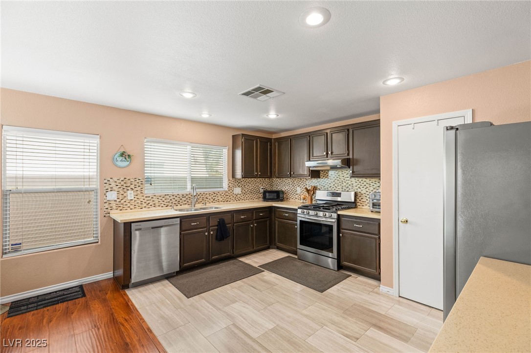 10253 Martinsburg Court