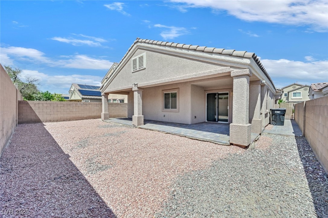 5517 Meridian Rain Street
