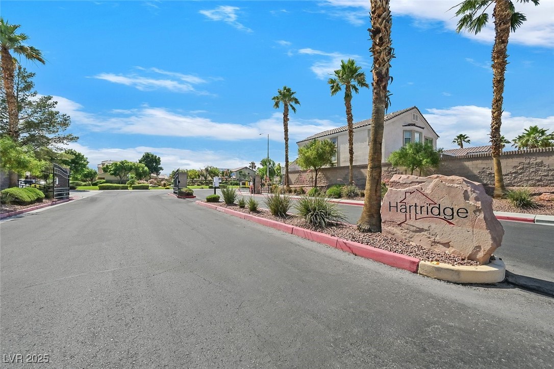 5517 Meridian Rain Street