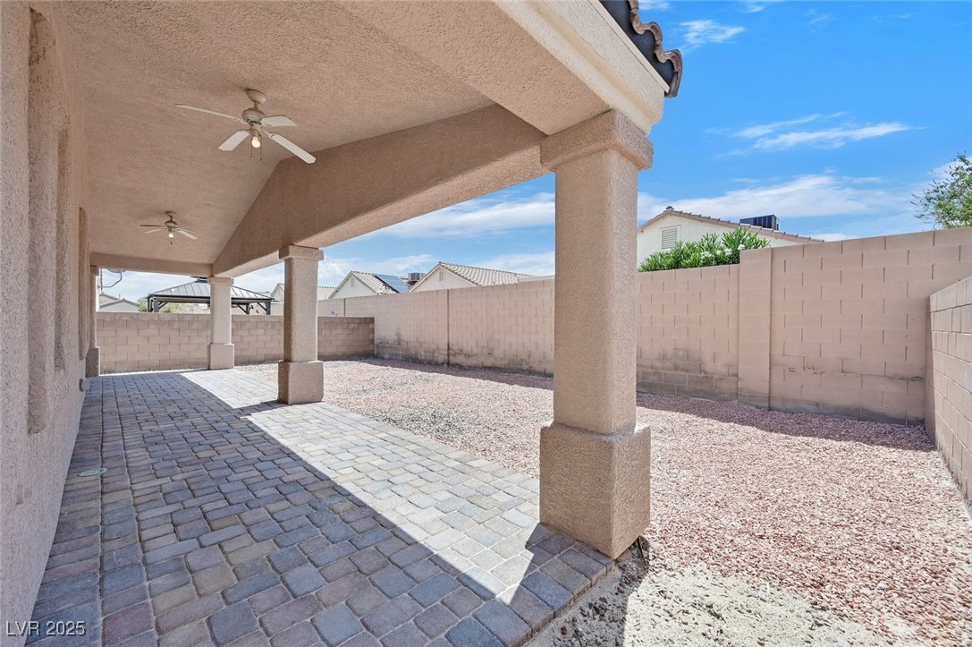 5517 Meridian Rain Street