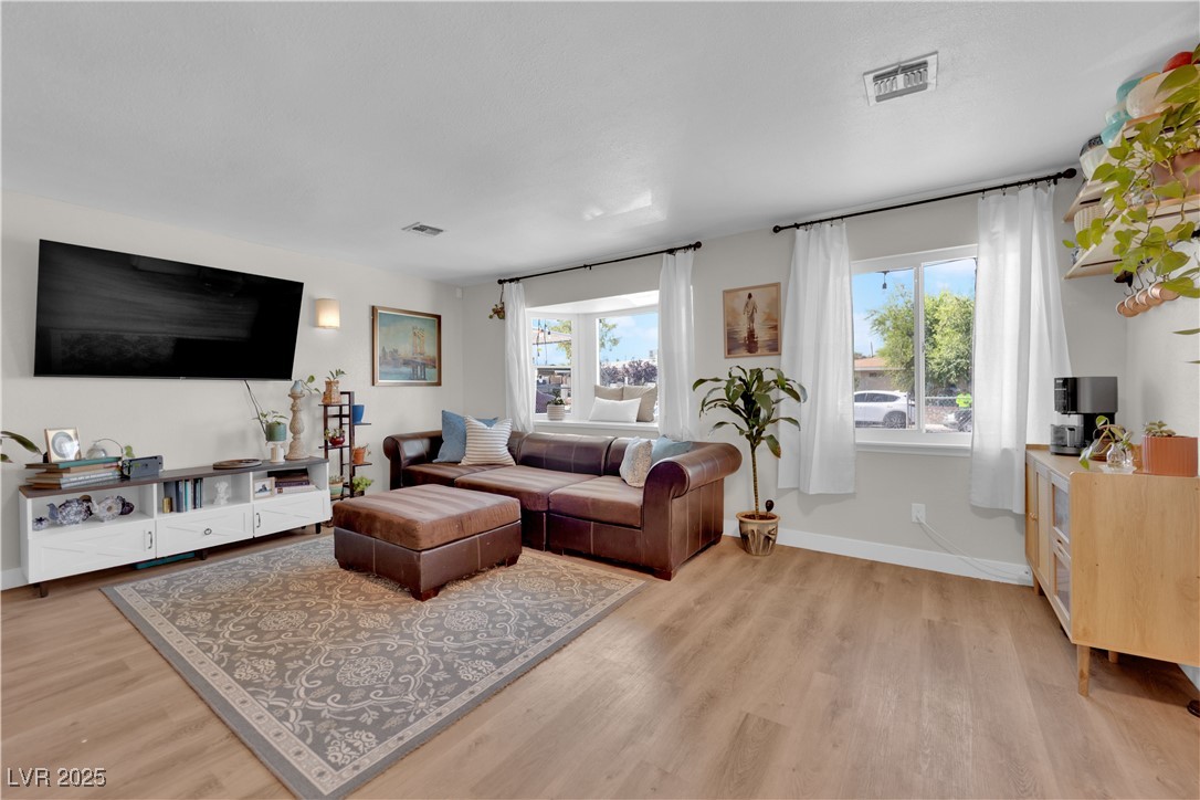 3509 Navajo Way