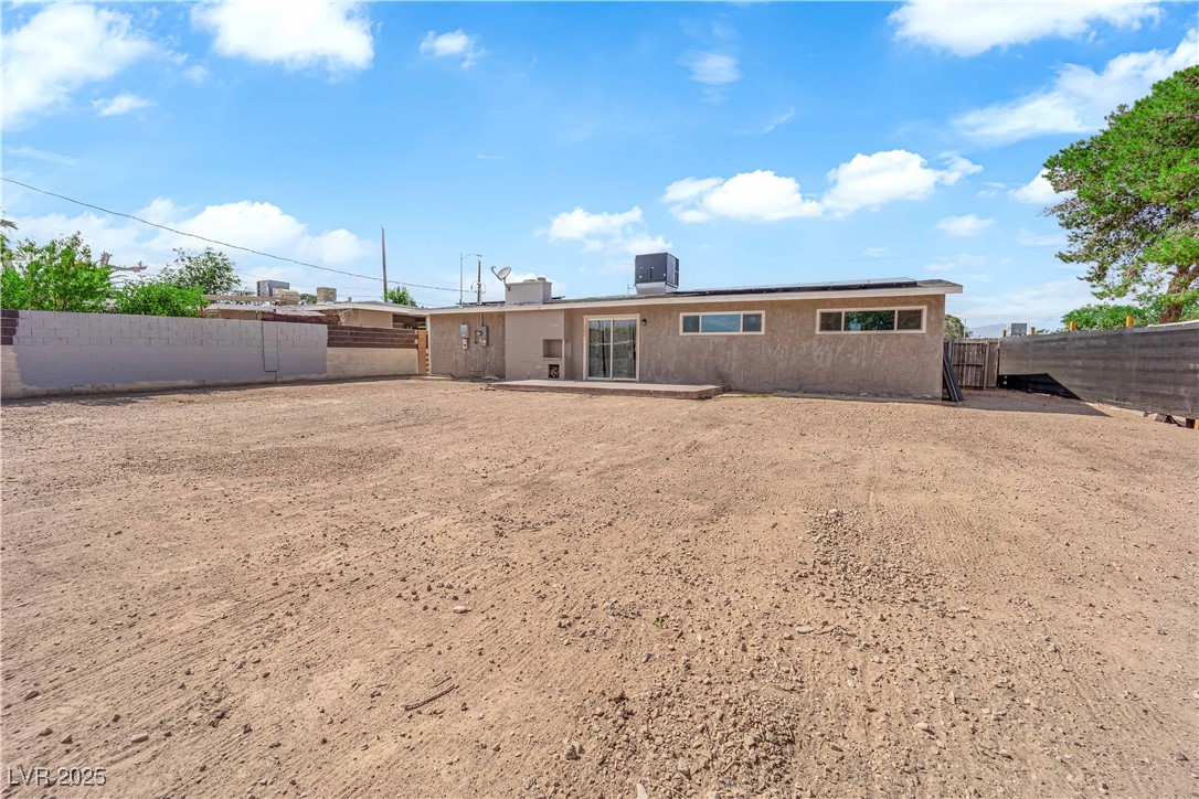 3509 Navajo Way