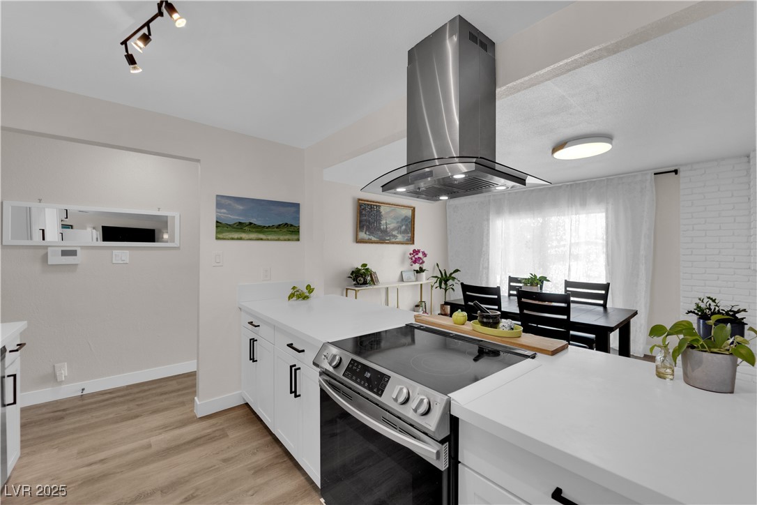 3509 Navajo Way