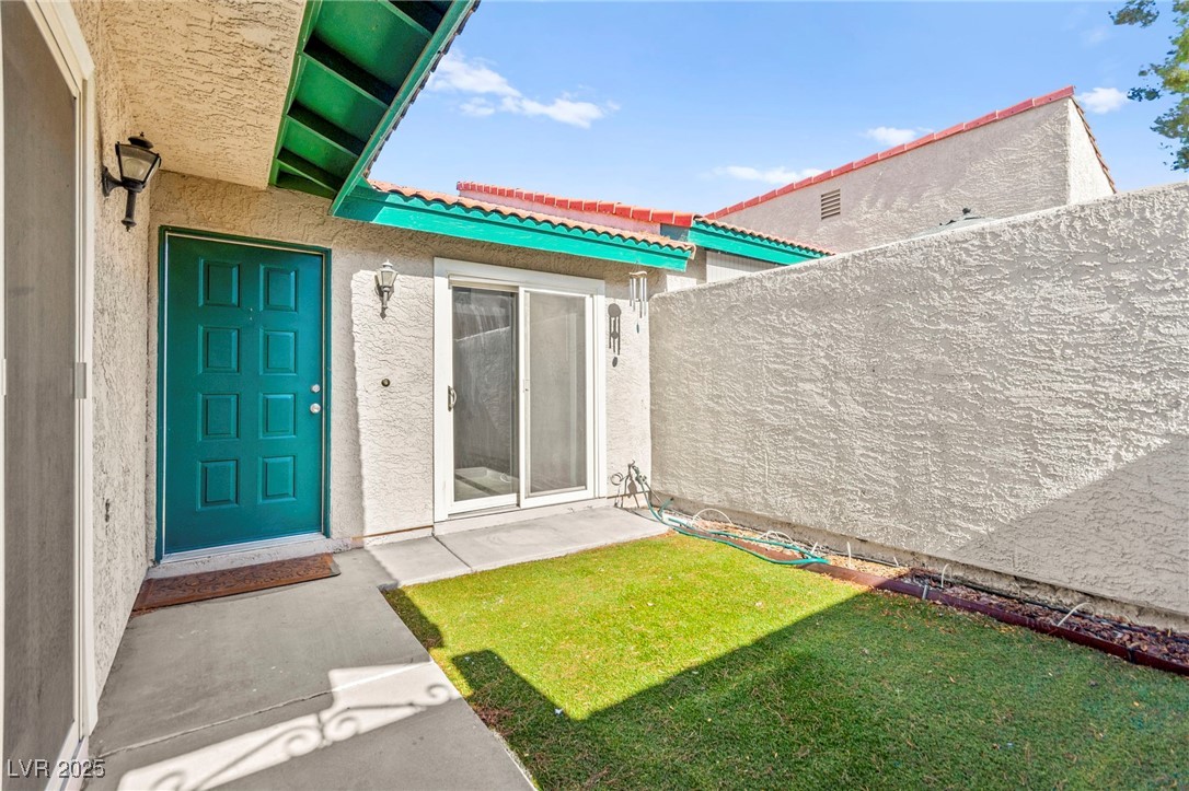 727 Heritage Vista Avenue