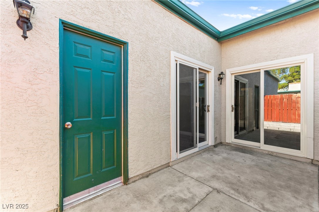 727 Heritage Vista Avenue
