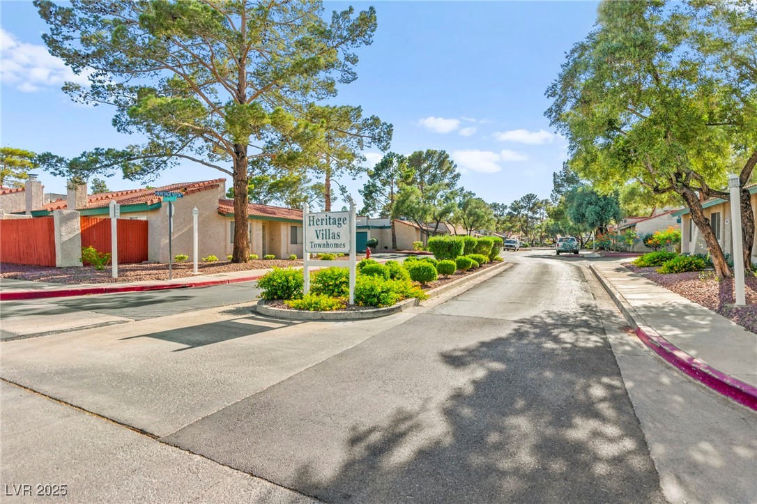 727 Heritage Vista Avenue