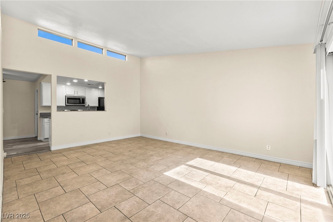 727 Heritage Vista Avenue