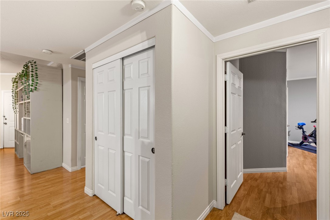 5855 Valley Drive 1080