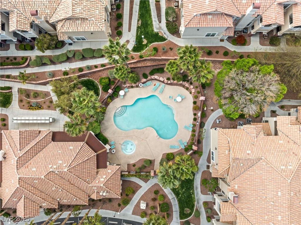 5855 Valley Drive 1080