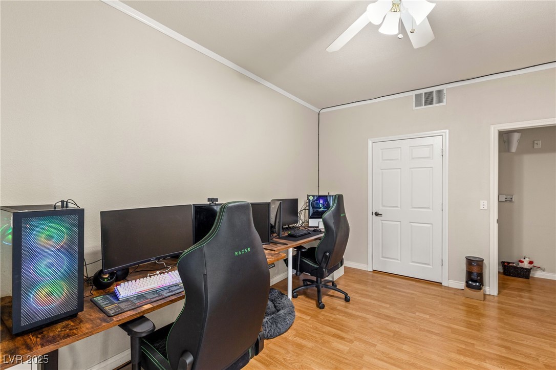 5855 Valley Drive 1080