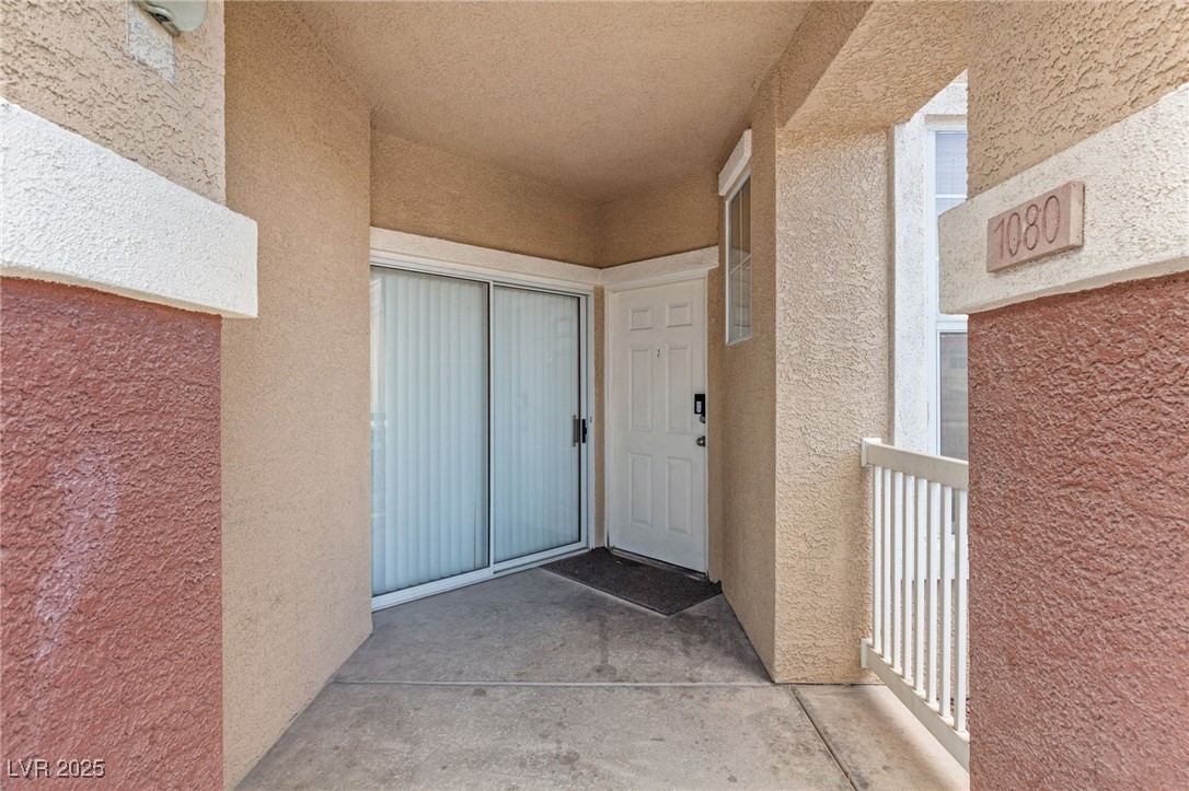 5855 Valley Drive 1080