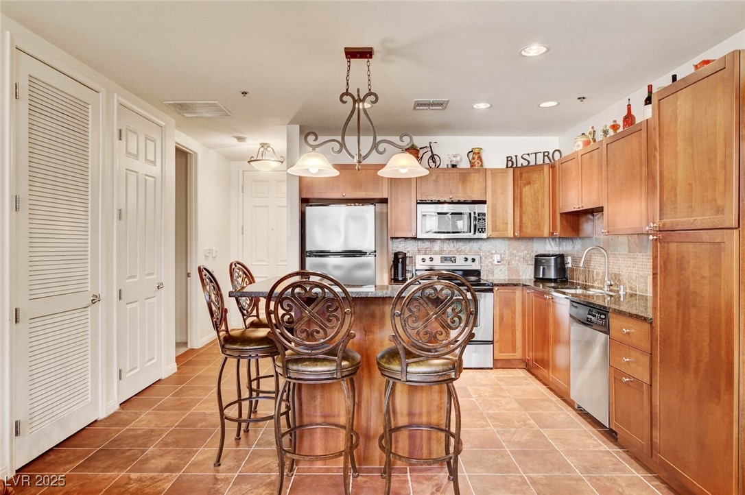 2405 West Serene Avenue 612