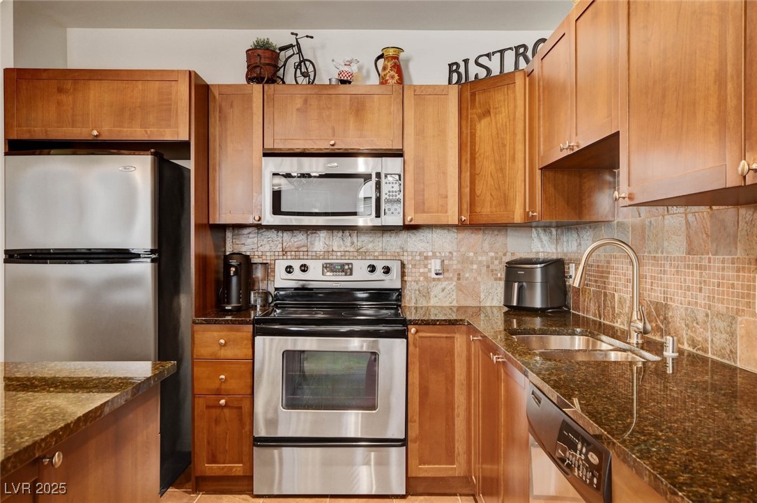 2405 West Serene Avenue 612
