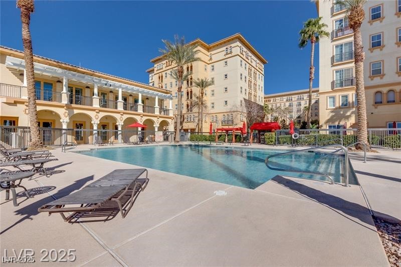 2405 West Serene Avenue 612