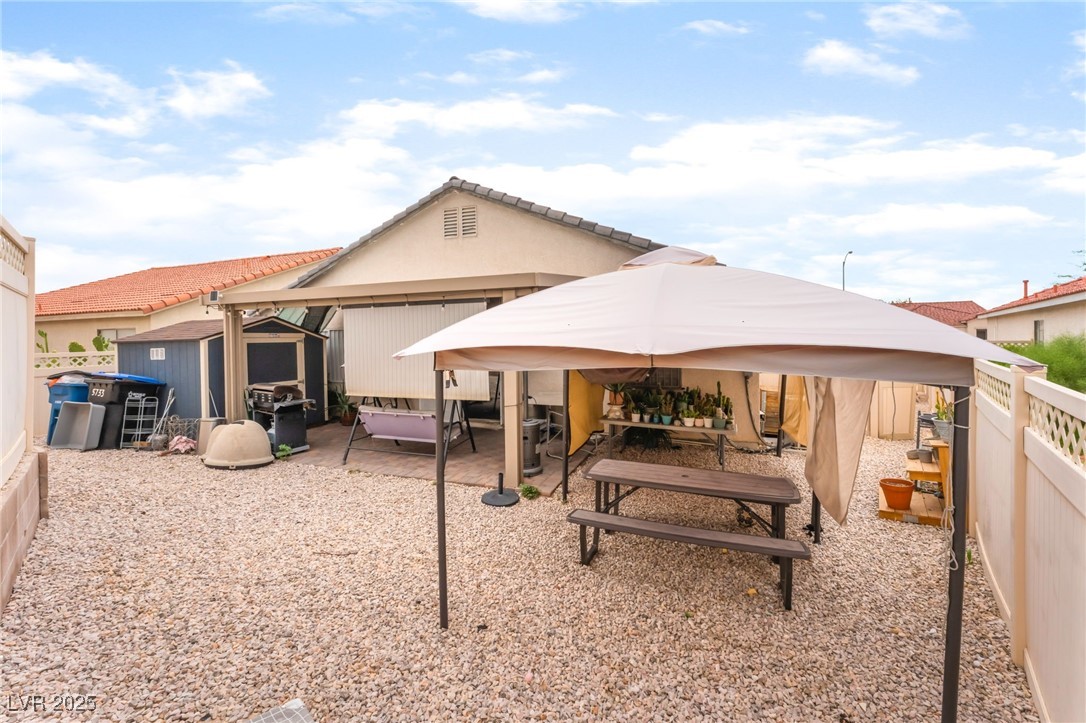 5733 Dazzling Sparks Street